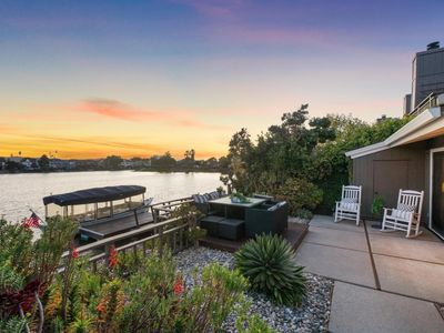 10 Spinnaker Pl, Redwood City, CA, 94065
