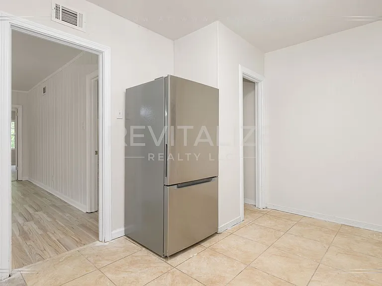 2505 Robin Hood Dr — Photo 24