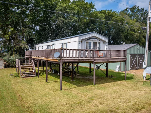 139 Red Oak Tree Dr, Decaturville, TN 38329