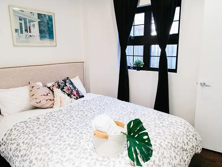 471 Keap St #1B — Photo 6