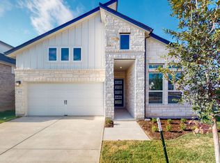 303 Kings Pine Dr, Dripping Springs, TX 78620