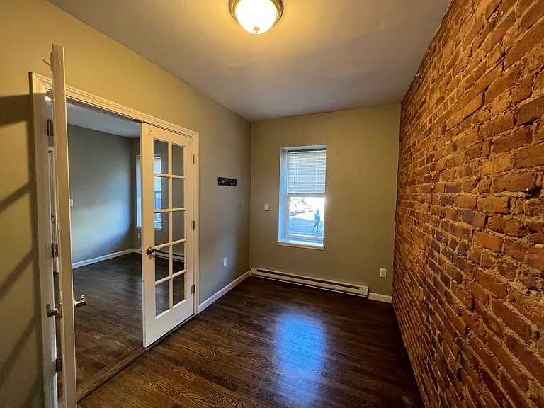 4 Michelangelo St #2 — Photo 15