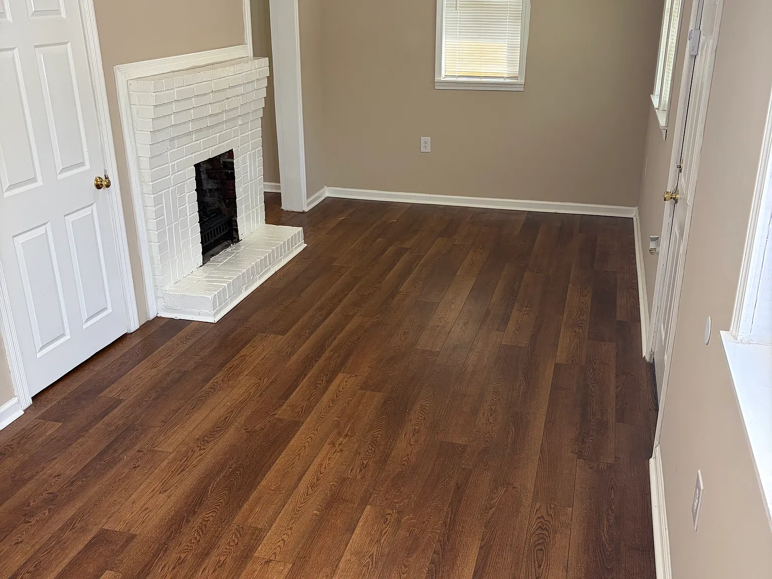 8080 Brookmont Ln — Photo 2