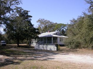 2325 Juiblee St, Lanark Village, FL 32323