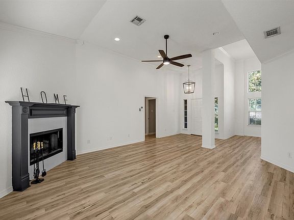 5th image of 10100 Seville Ct