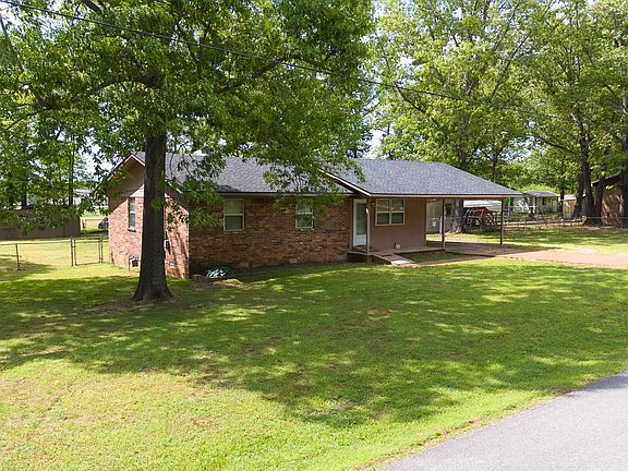 2nd image of 110 Carousel Rd