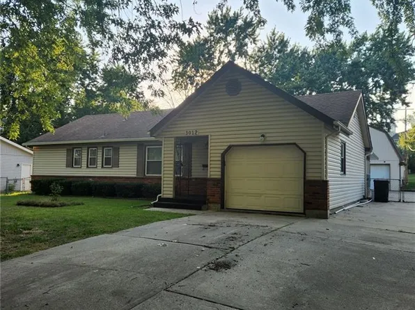 3012 Venus St, Independence, MO 64055