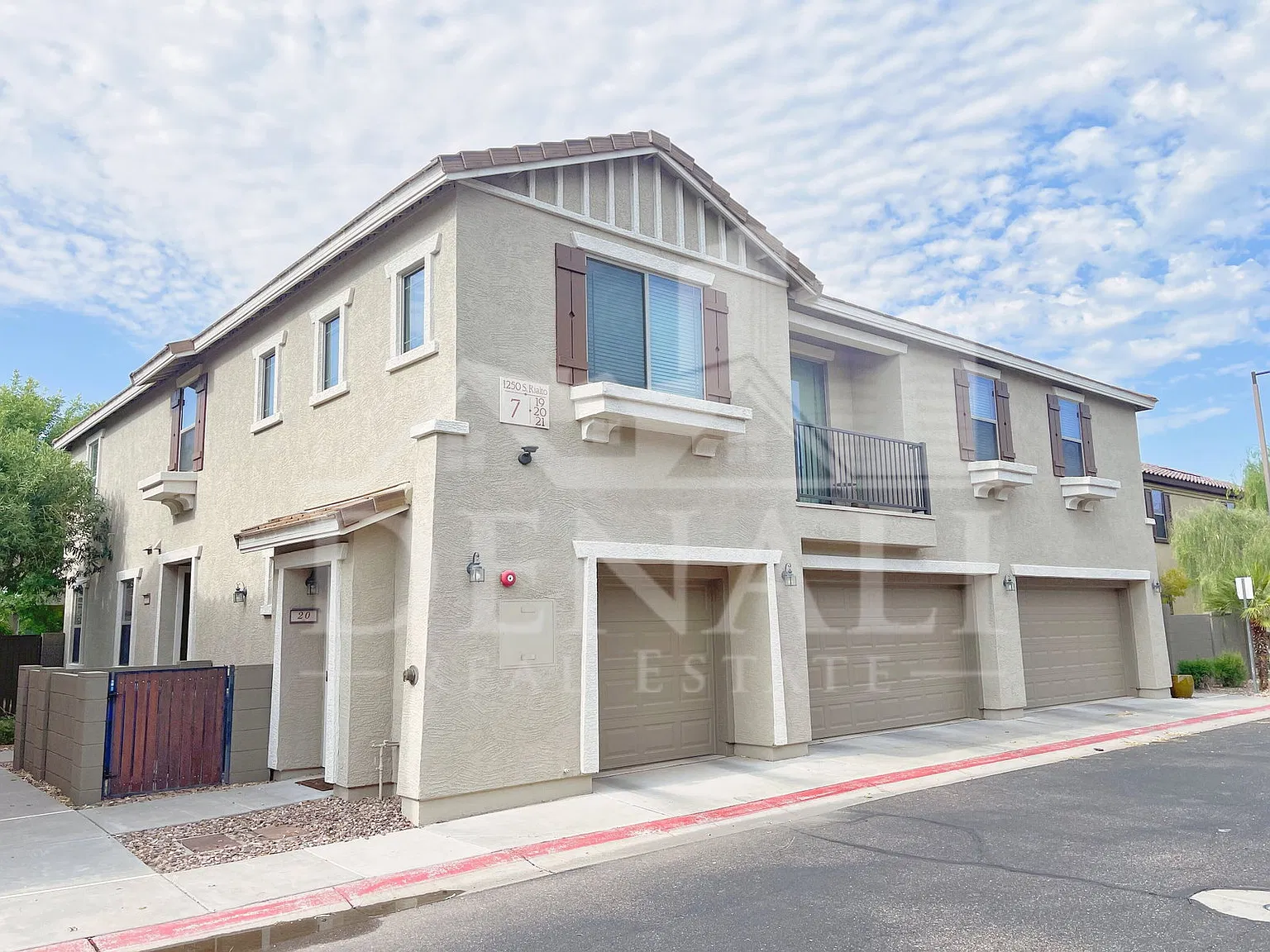 1250 S Rialto — Photo 1