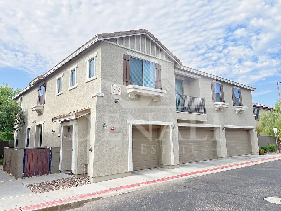 1250 S Rialto #19