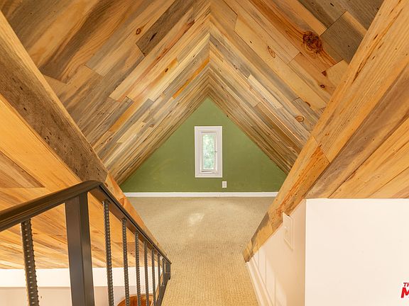 3rd image of 207 E Avenue 31