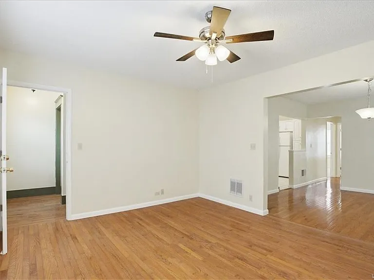 315 Crestwood Ave #2 — Photo 3