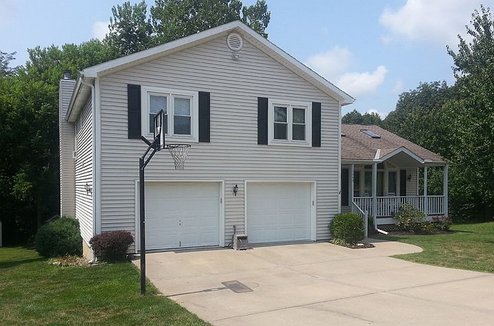 1st image of 1749 Collins Dr