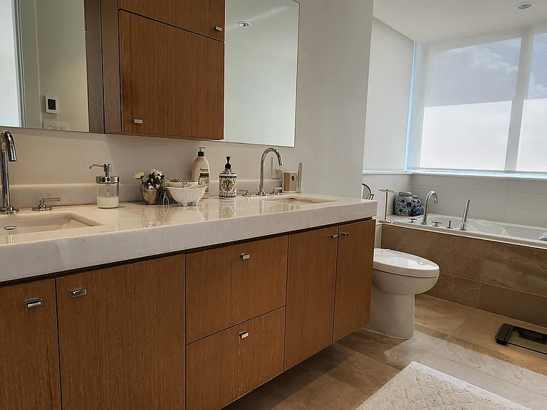 876 Keith Rd #402 — Photo 2