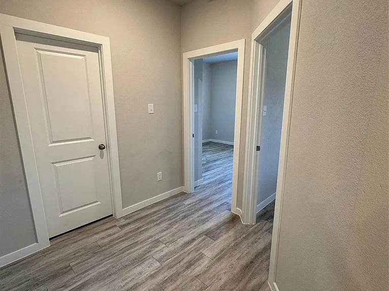 2354 Freshwater Ln — Photo 6