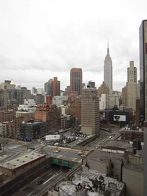 Sold by RELO REDAC INC. | media 25