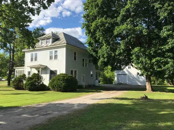 429 S Windsor St #1, South Royalton, VT 05068