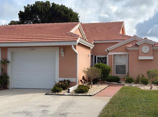 5582 Royal Lake Cir, Boynton Beach, FL 33437