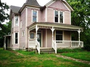 1977 S Dry Creek Ln, Joplin, MO 64804