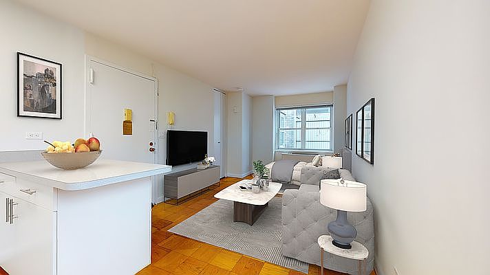 1st image of 1470 1st Ave #11J