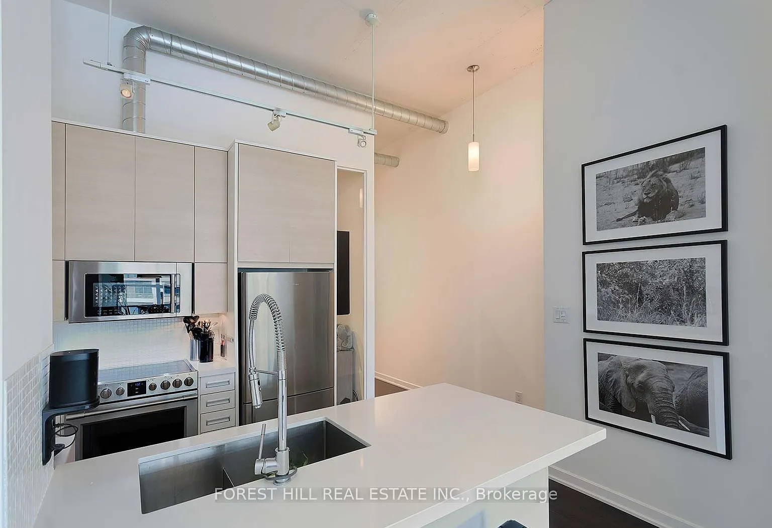 2 bed, $4,000 — Photo 4