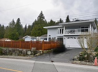 6135 Fairway Ave, Sechelt, BC V7Z 0L6