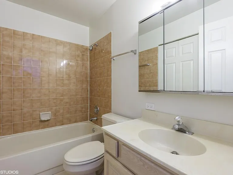 1700 Hinman Ave #3C — Photo 9