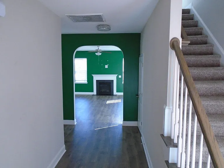 2240 Mannington Dr — Photo 2