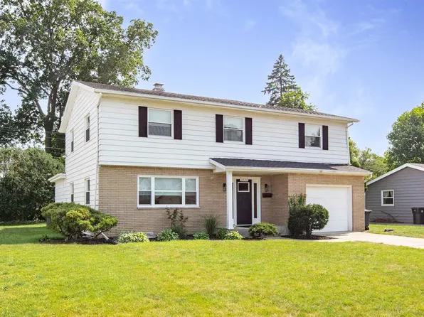 2022 Peachtree Ln, South Bend, IN 46617