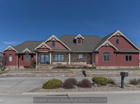 1702 Adams St #1, Saint Paul, NE 68873
