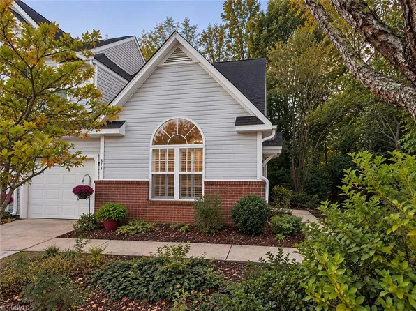 873 Creek Crossing Trl, Whitsett, NC 27377