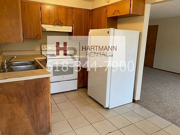 4th image of 204 Saint Louis Rd APT 6