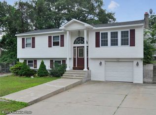 24 Chestnut St, Johnston, RI 02919