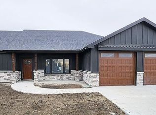 1301 W 4th St, Cameron, MO 64429