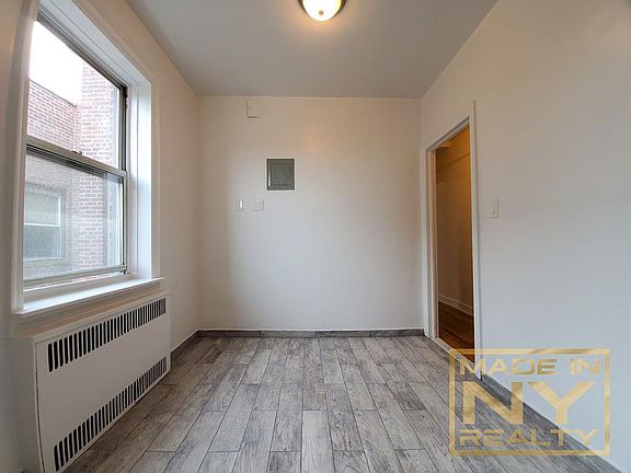 4th image of 8447 118th St APT 6C