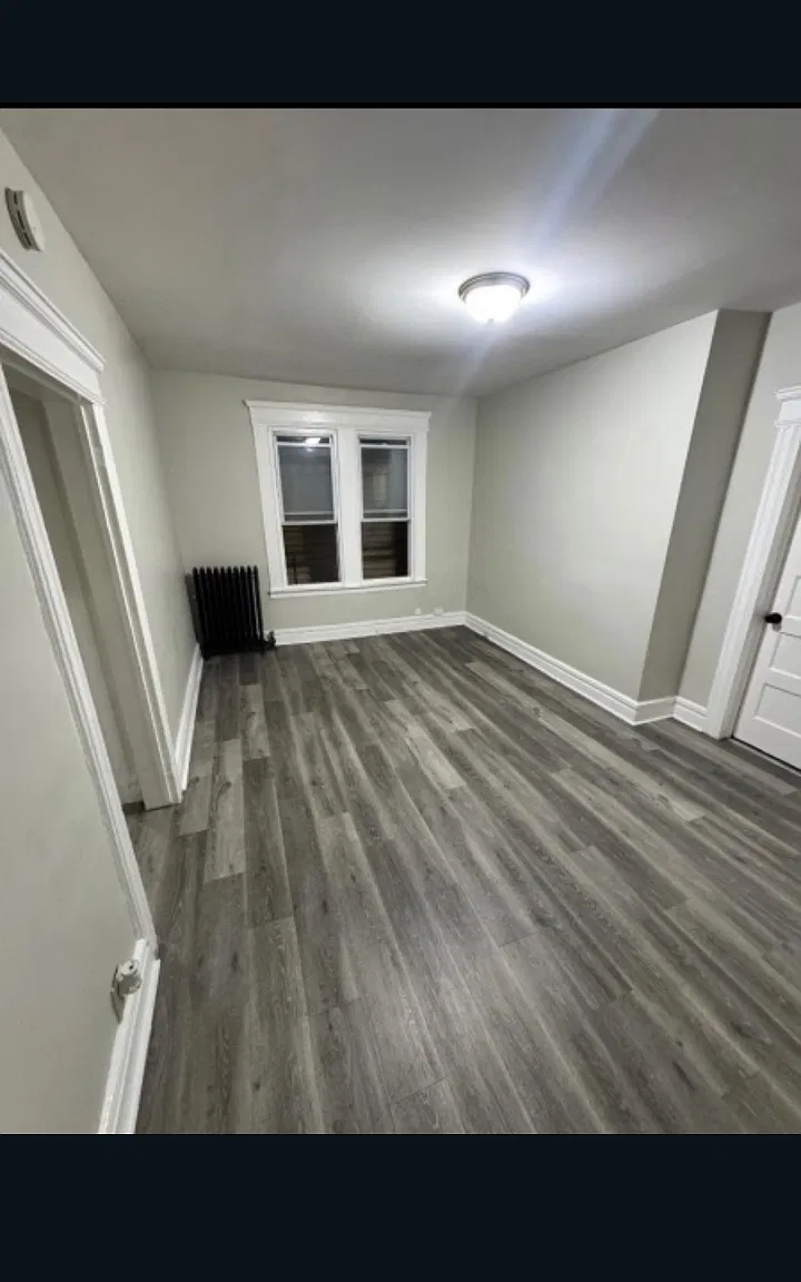 3 bed, $2,399 — Photo 3