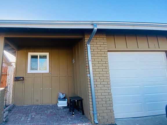 3rd image of 5918 Clover Manor Way