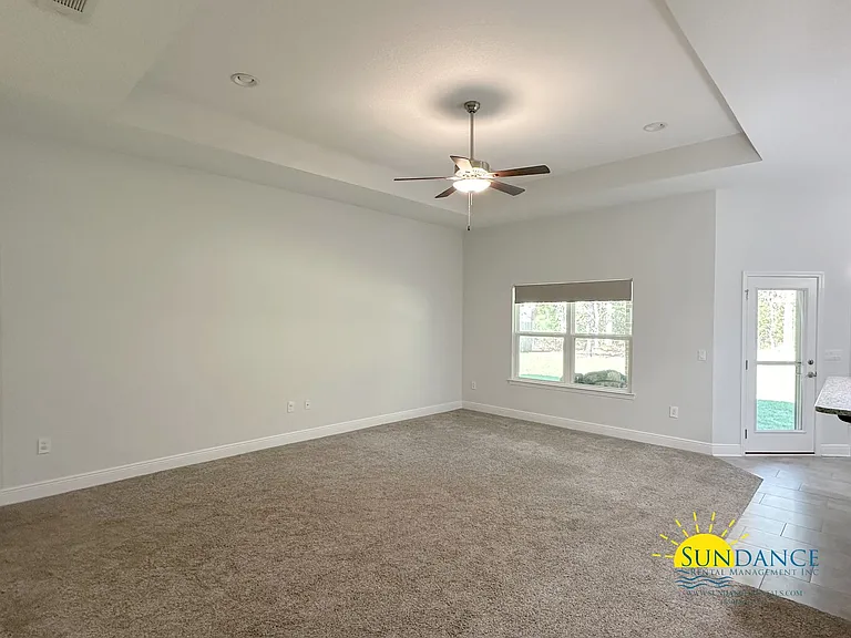 2337 Salamanca St — Photo 3