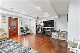 5th image of 38 1/2 Ellsworth Rd