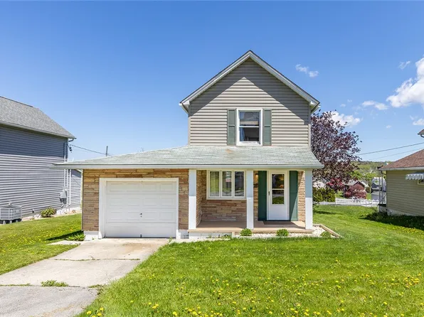 33 6th St, Cairnbrook, PA 15924