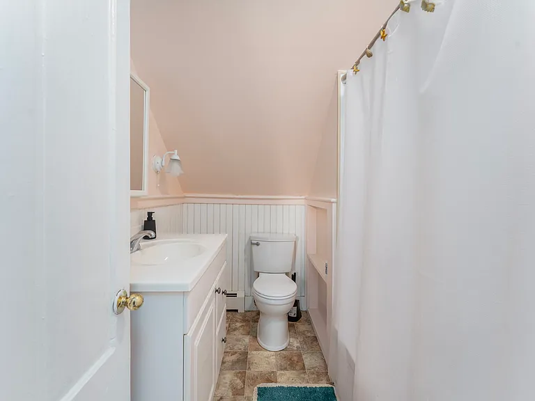 183 Wood St #3 — Photo 9