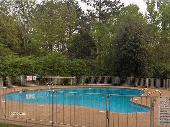 3rd image of 1414 Continental Dr APT 208