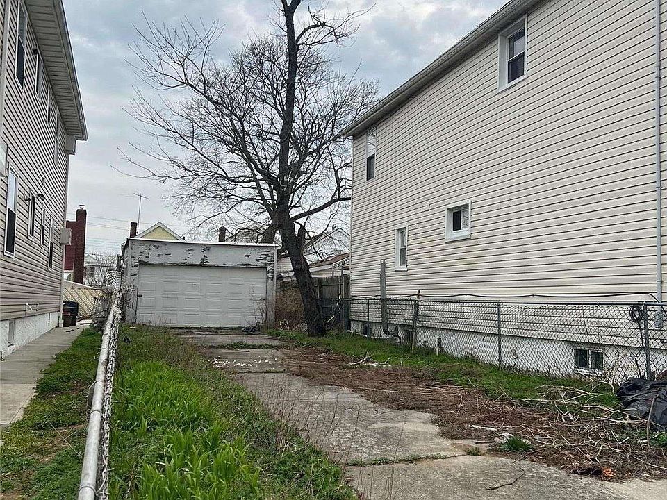 12832 148th Street, Jamaica, NY 11436 Zillow