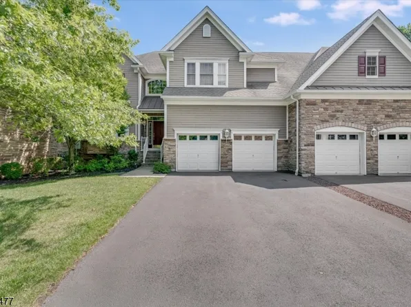 21 Whitbay Dr, West Orange Twp., NJ 07052