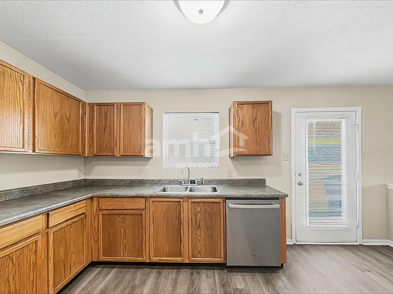 10175 Cumberland Pointe Blvd — Photo 3