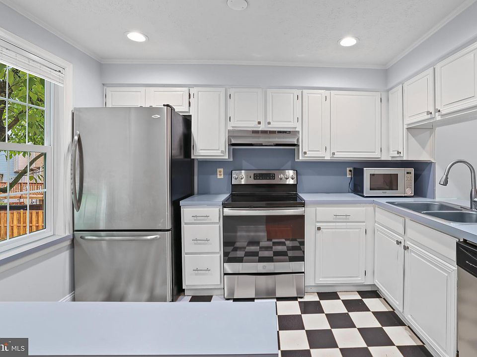 1st image of 8538 Blue Rock Ln