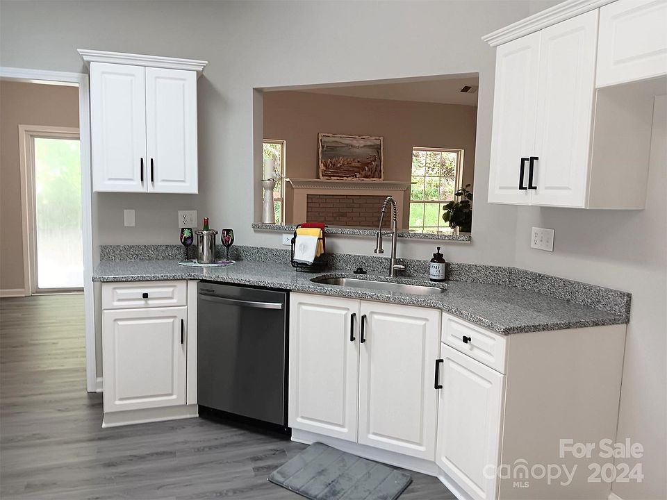 1st image of 7209 Brighton Brook Dr