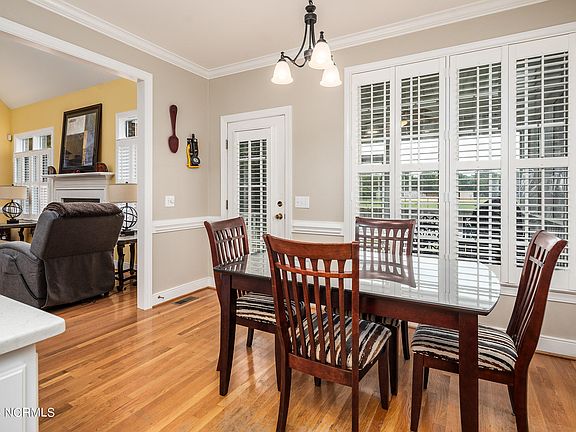 5th image of 1803 Woodwind Drive