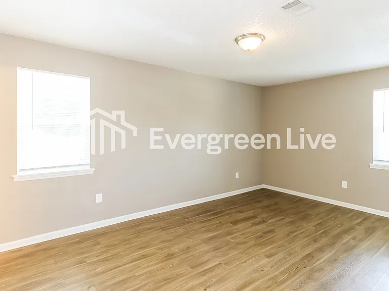 2664 Carrington Dr — Photo 8