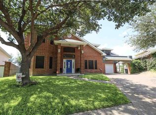 402 Wren Point, Laredo, TX 78045