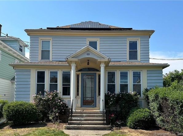 82 Cove St